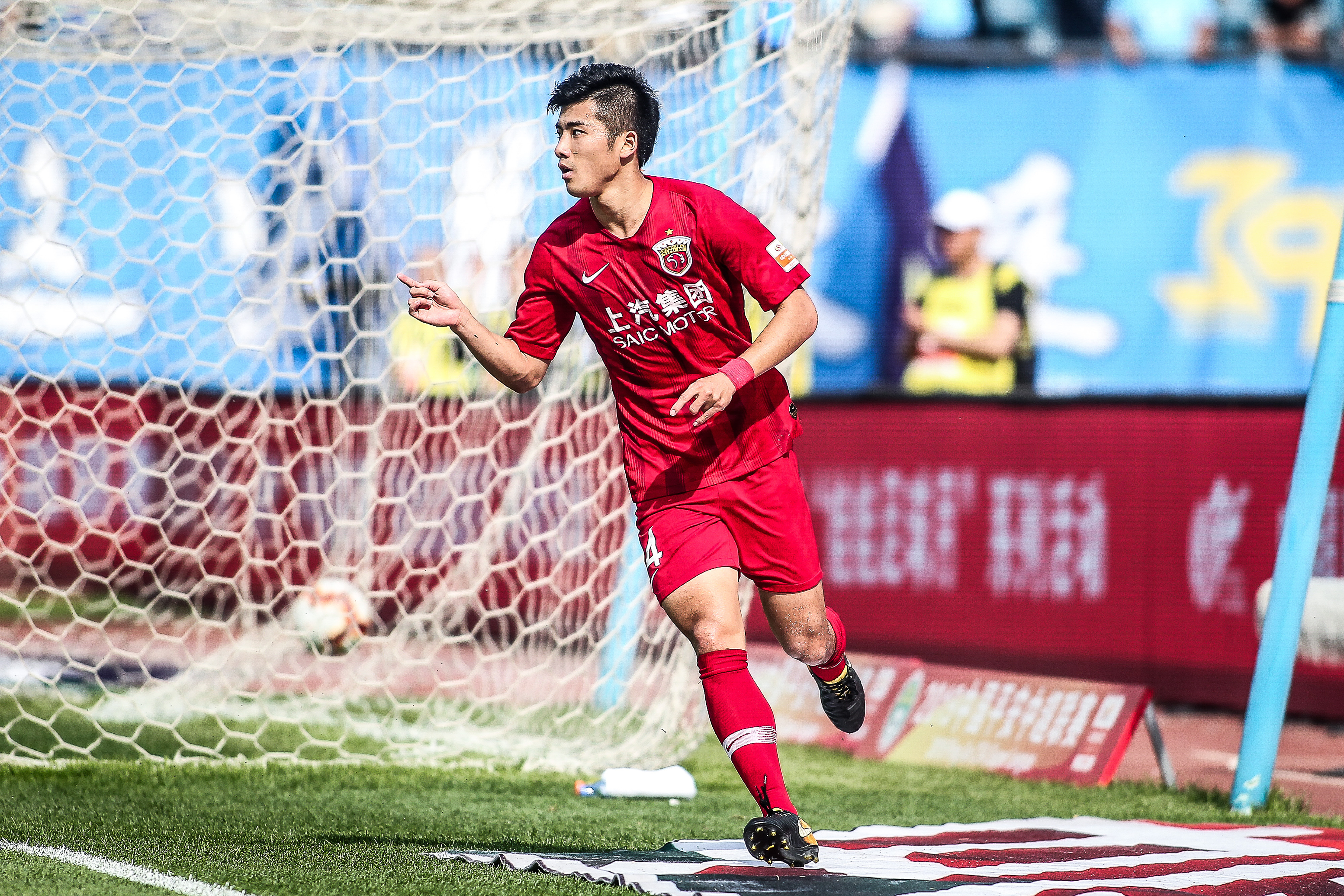 英超进入加 英超进入加