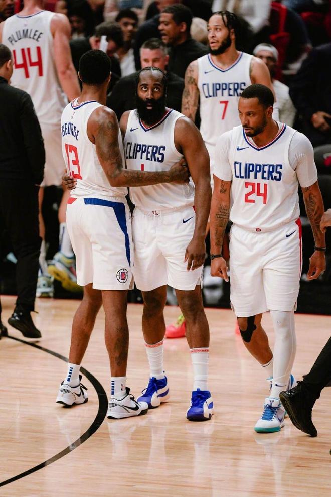 而是当代球 而是当代球