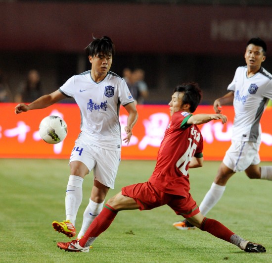 银杯高举 银杯高举